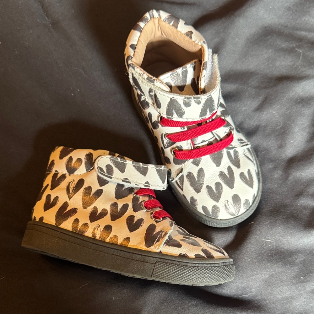 Little penguin shoes high tops